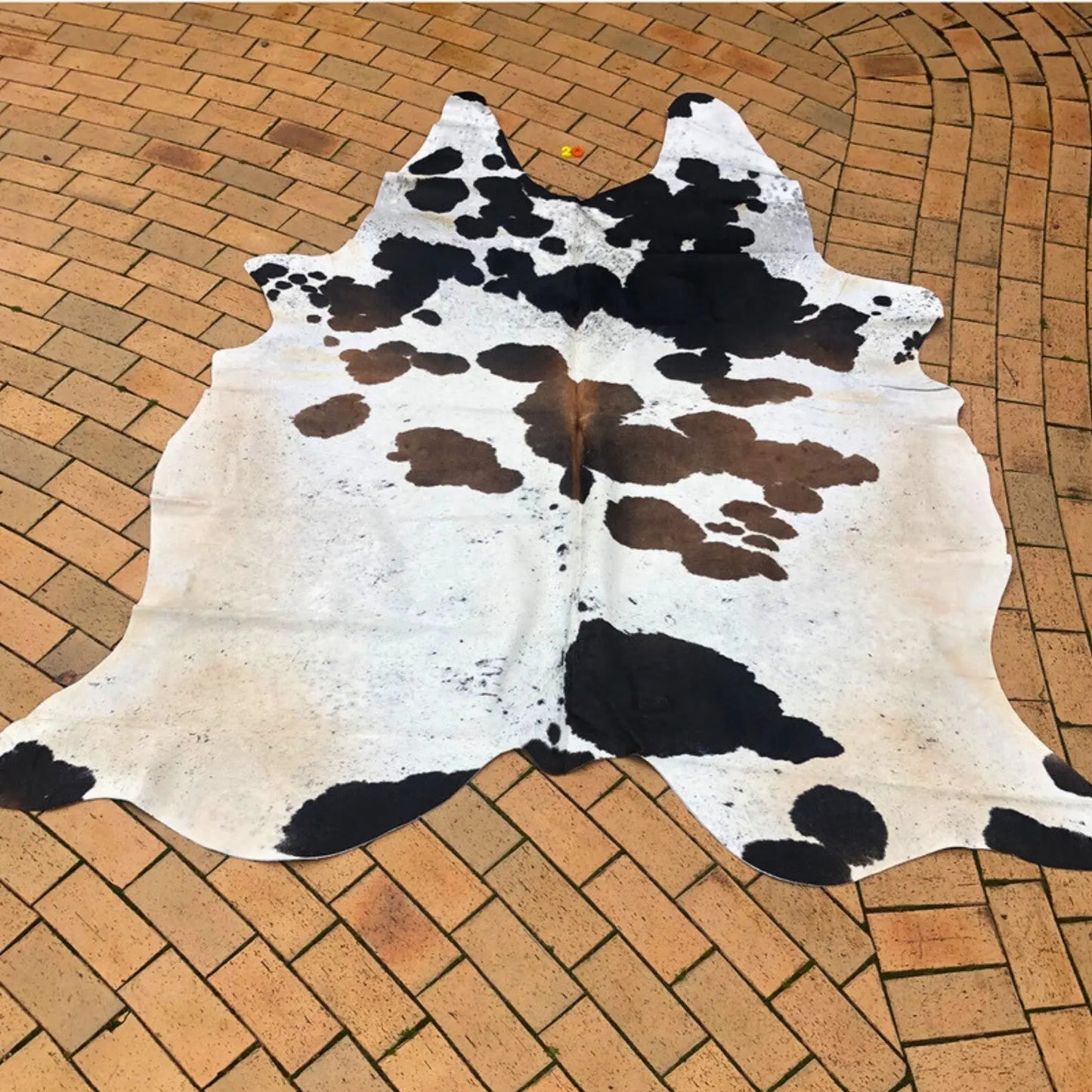 Tricolor Cowhide Floor Rug - Cowhide Kingdom