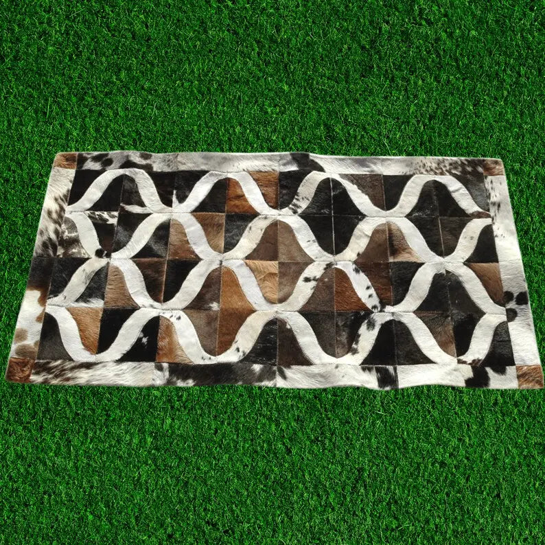 Natural Cowhide Patchwork Rug - Cowhide Kingdom