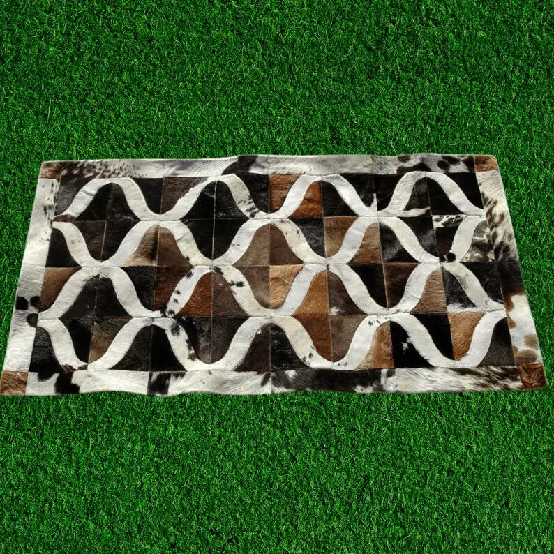 Natural Cowhide Patchwork Rug - Cowhide Kingdom