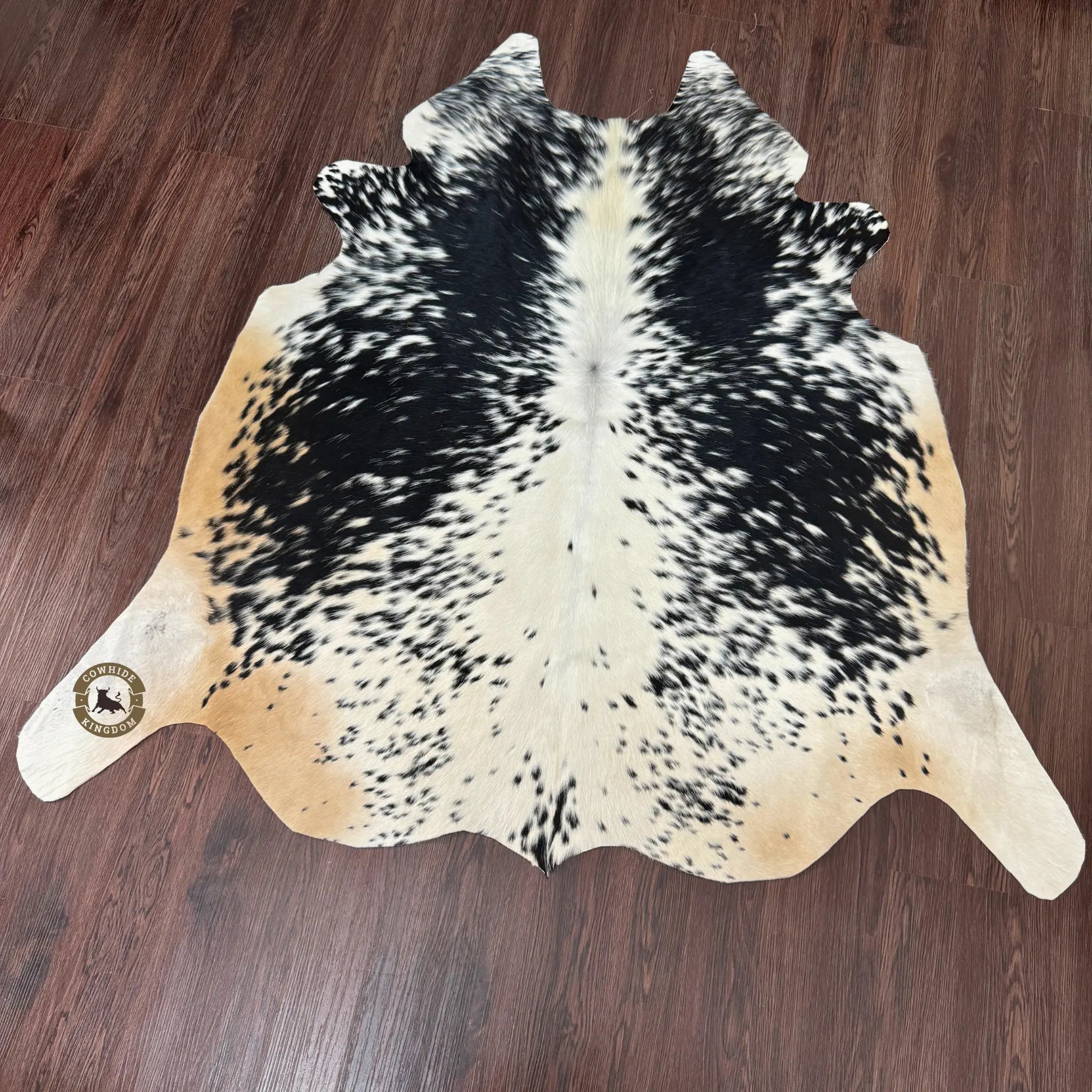 Hair on Cowhide Rug | Black & White Cowhide Rug - Cowhide Kingdom