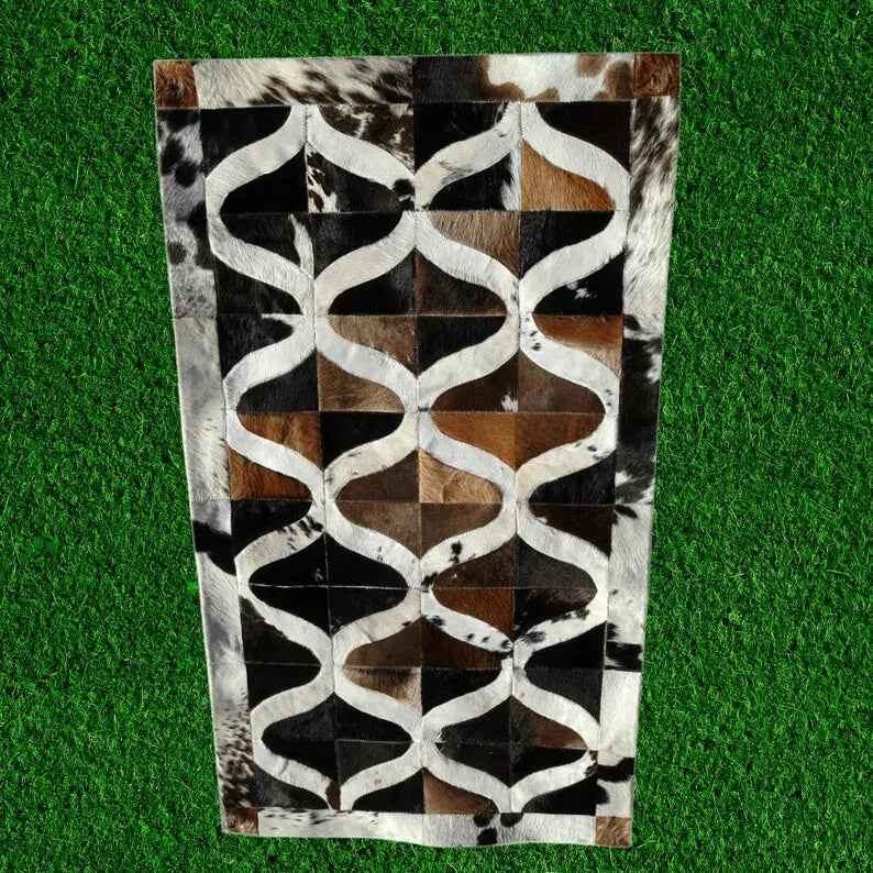 Natural Cowhide Patchwork Rug - Cowhide Kingdom