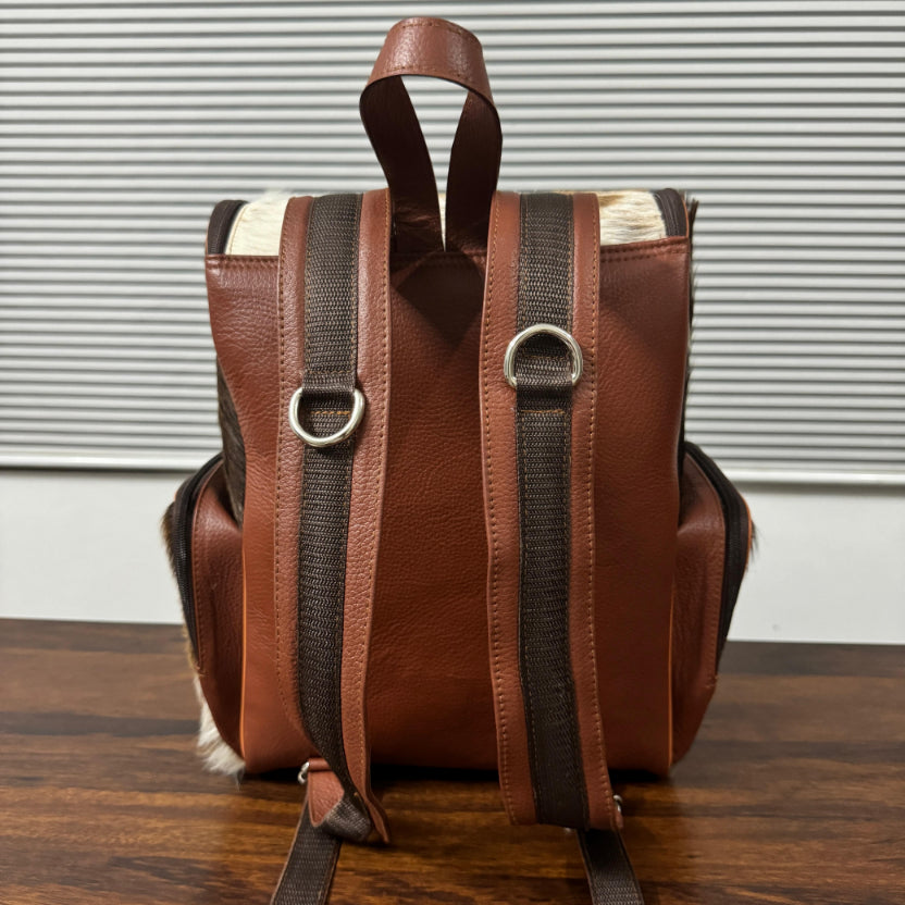 Genuine Leather Laptop Bag showing Back straps