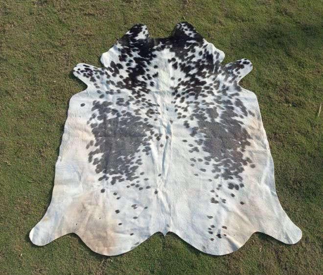 Large Black and White Cowhide Rug - Cowhide Kingdom