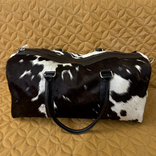 Cowhide Black & White duffle bag for men | Gym bag | SEE YOUR BAG BEFORE FREE SHIPPING - Cowhide Kingdom