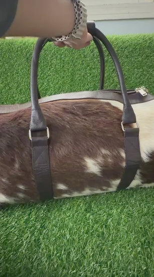 360 veiw of cowhide duffel bag